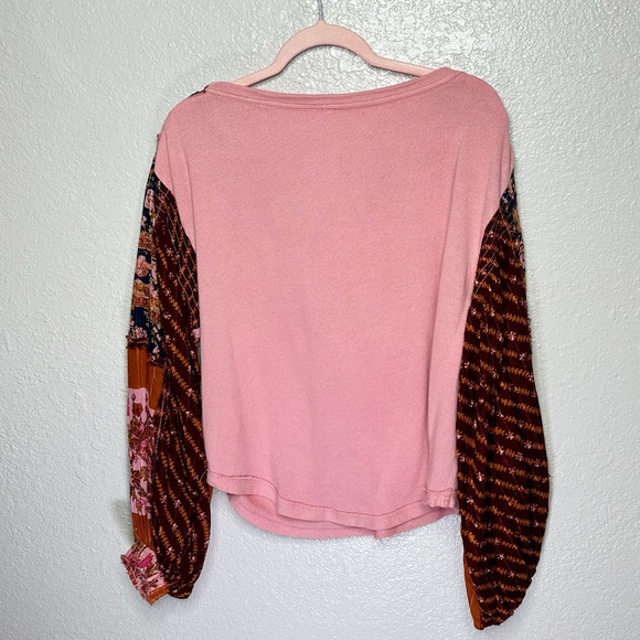 Free People Light Magic Printed Sleeve Henley Top Vintage Pink Women Medium - Picture 4 of 10